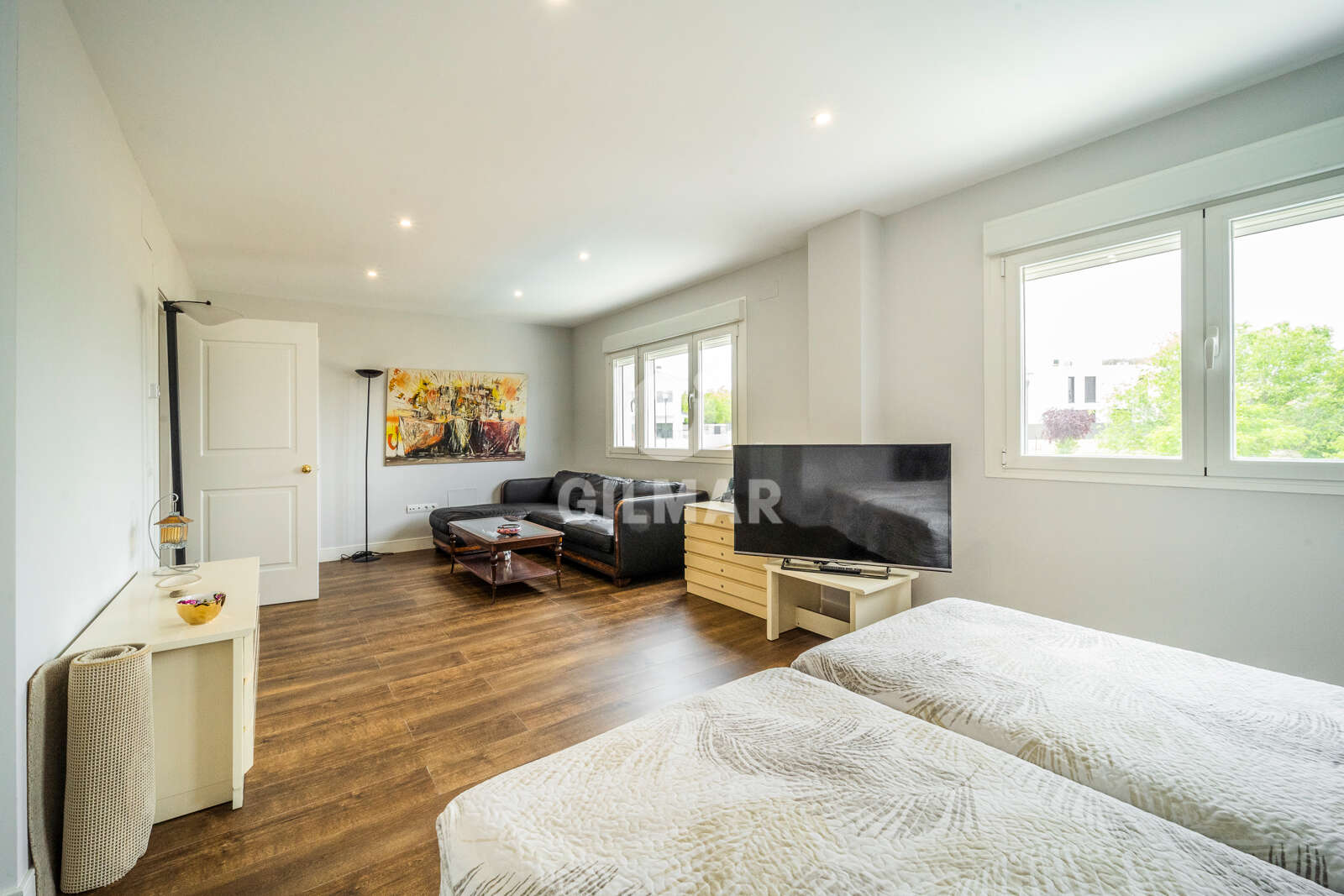 Property slider Gilmar