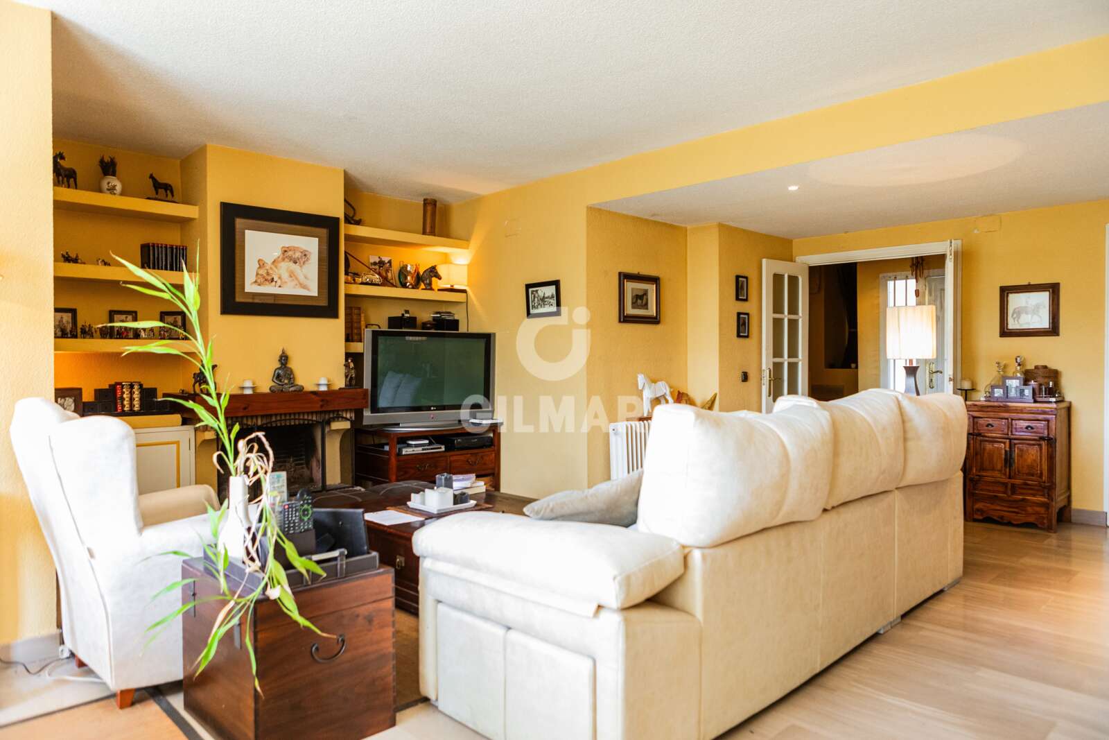 Property slider Gilmar