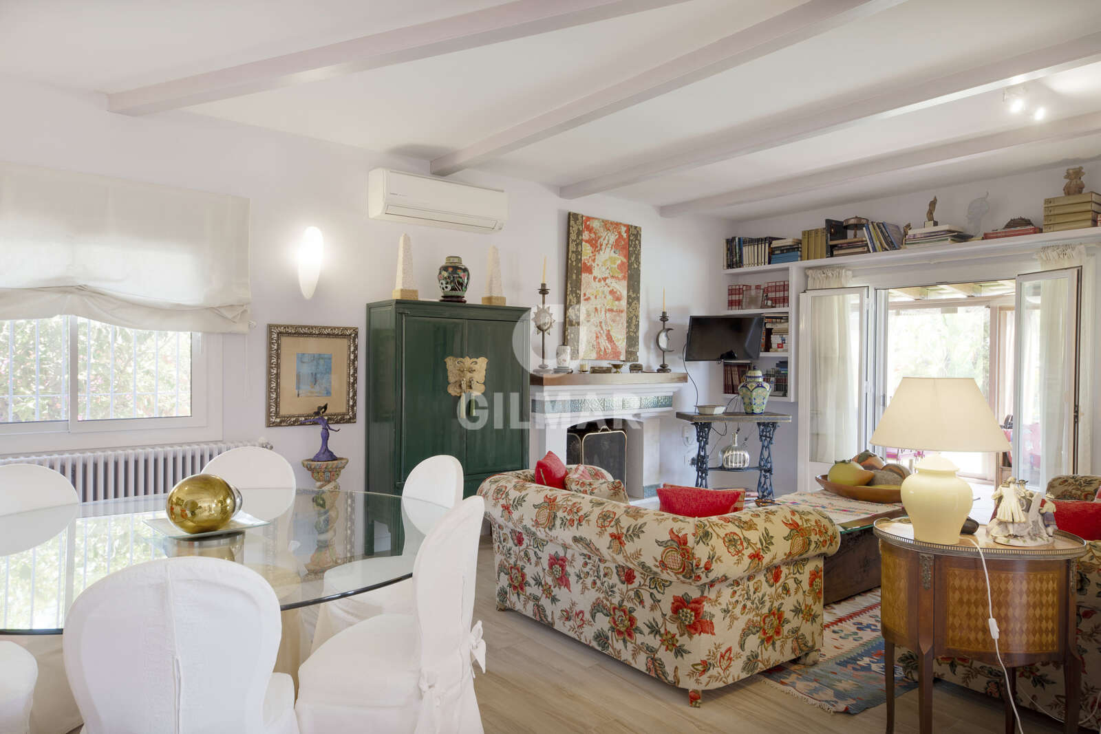 Property slider Gilmar