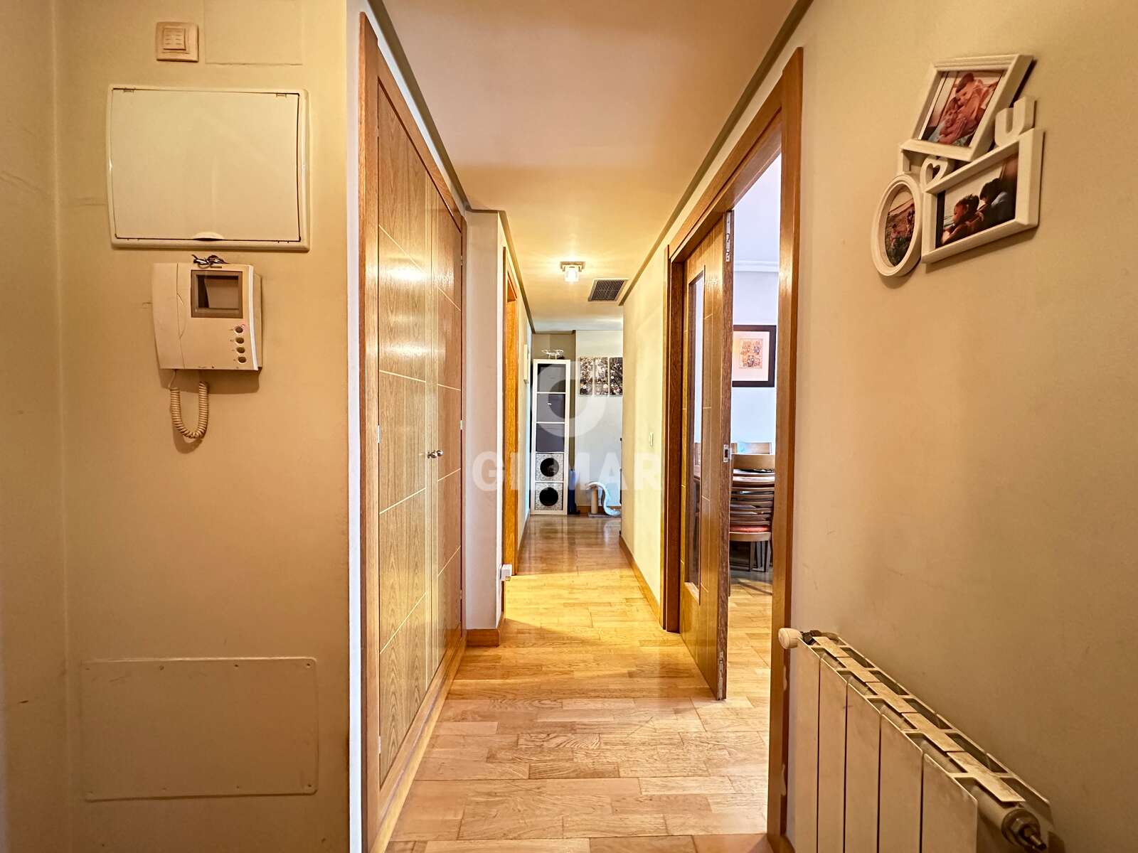 Property slider Gilmar