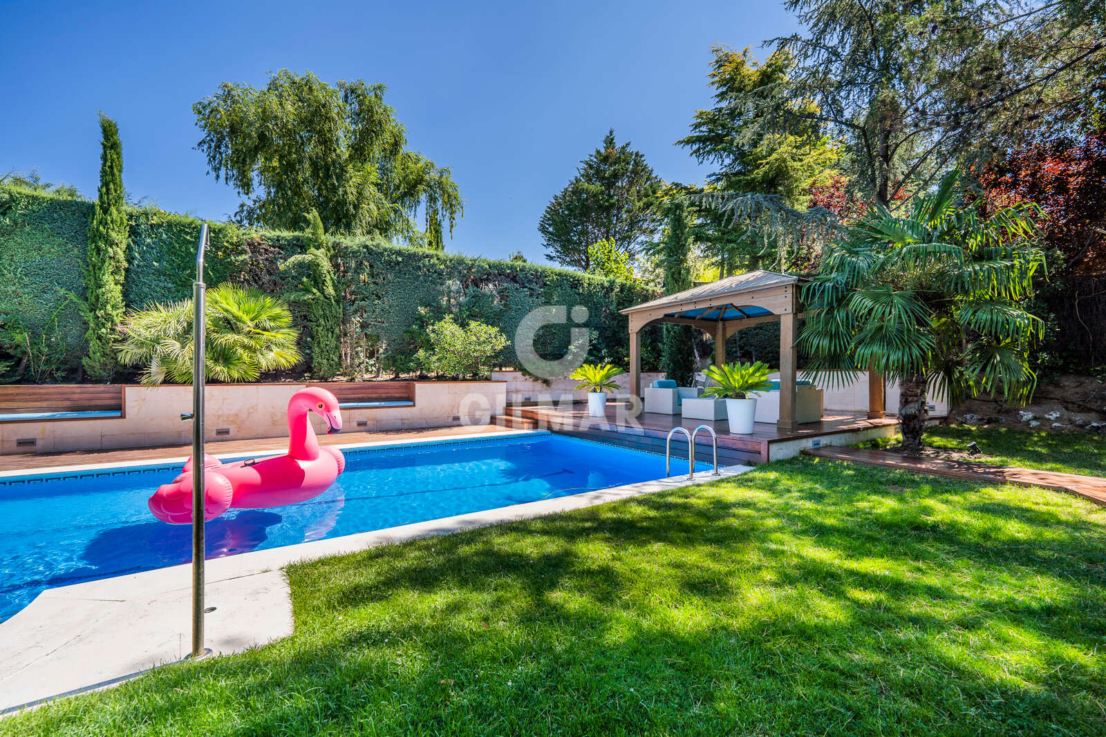 Property slider Gilmar