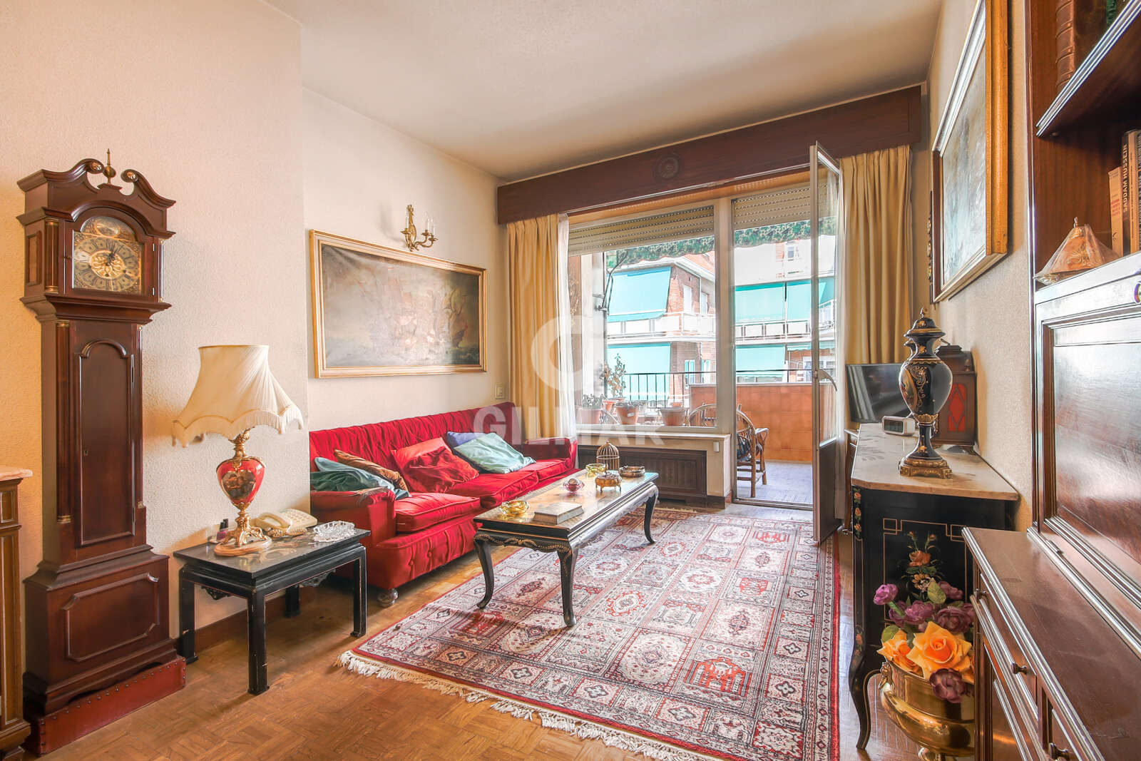 Property slider Gilmar