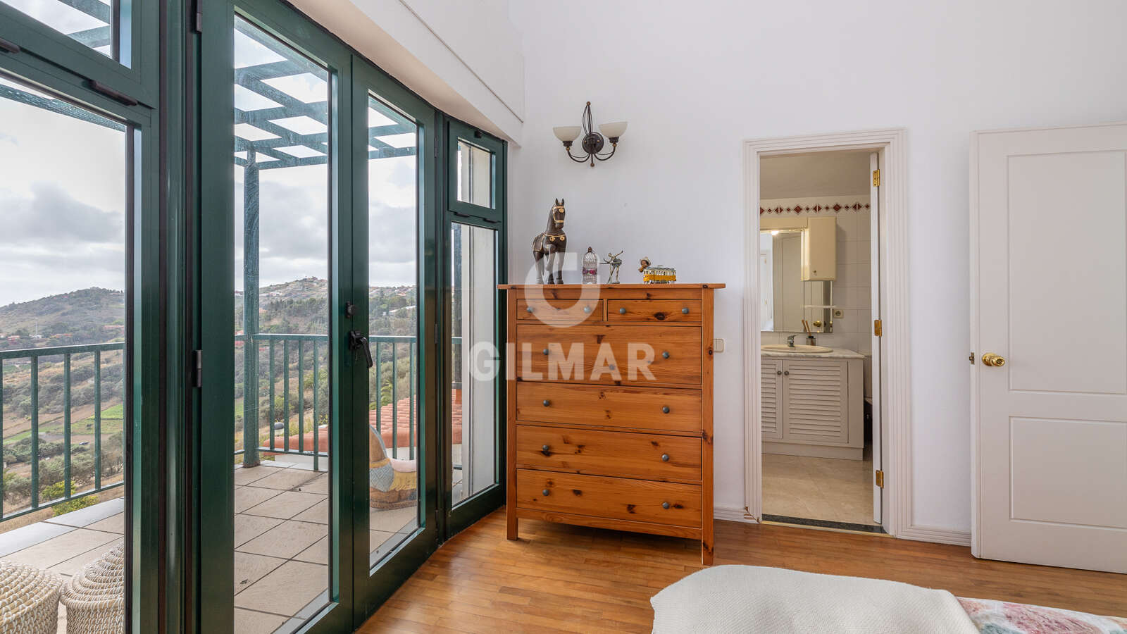 Property slider Gilmar