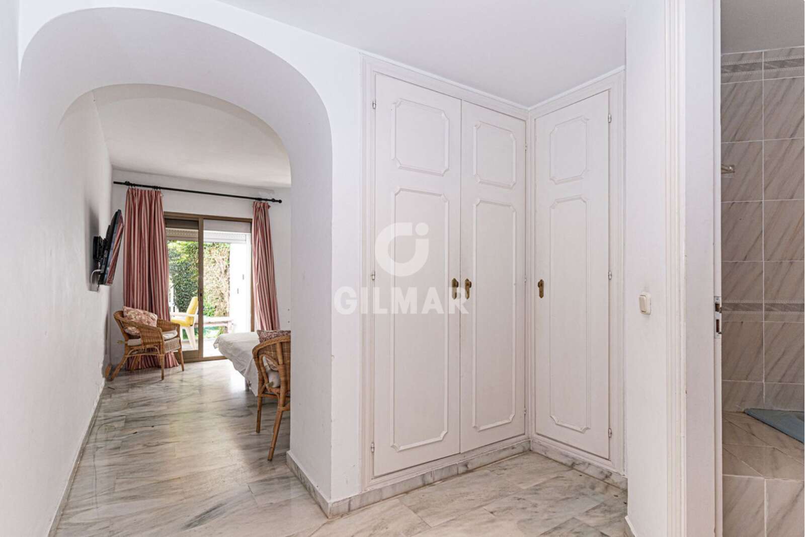 Property slider Gilmar