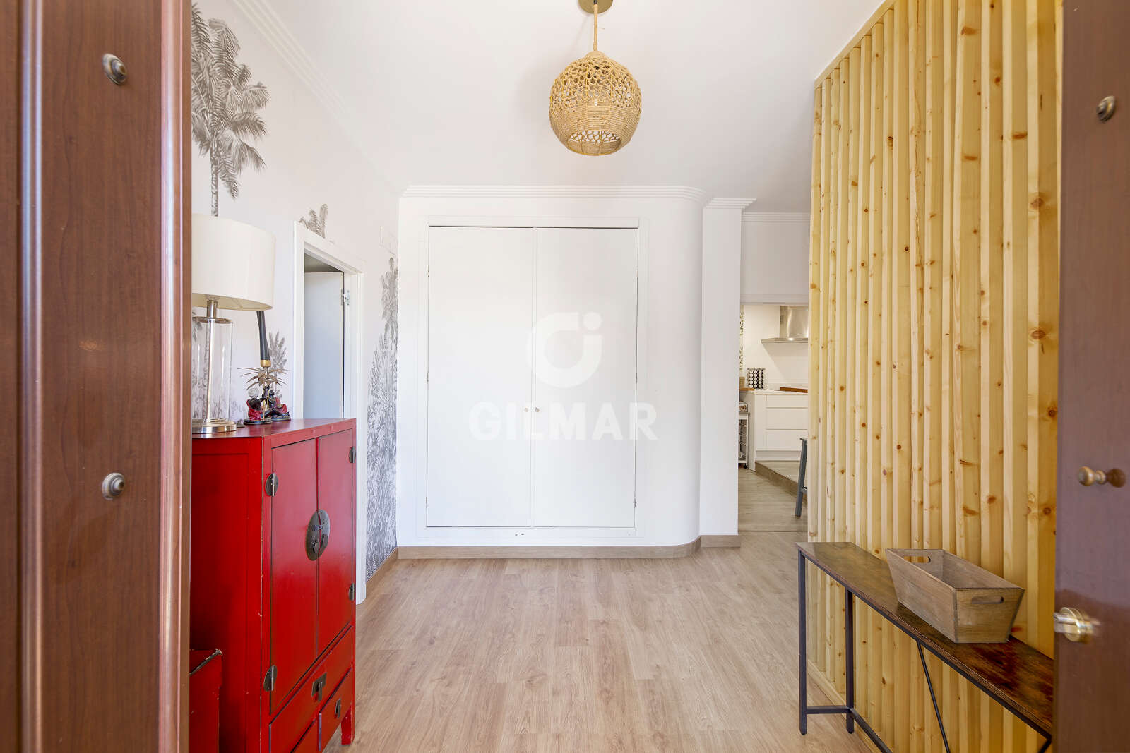 Property slider Gilmar