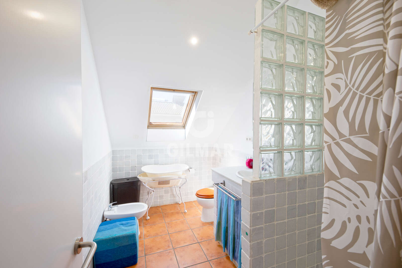 Property slider Gilmar