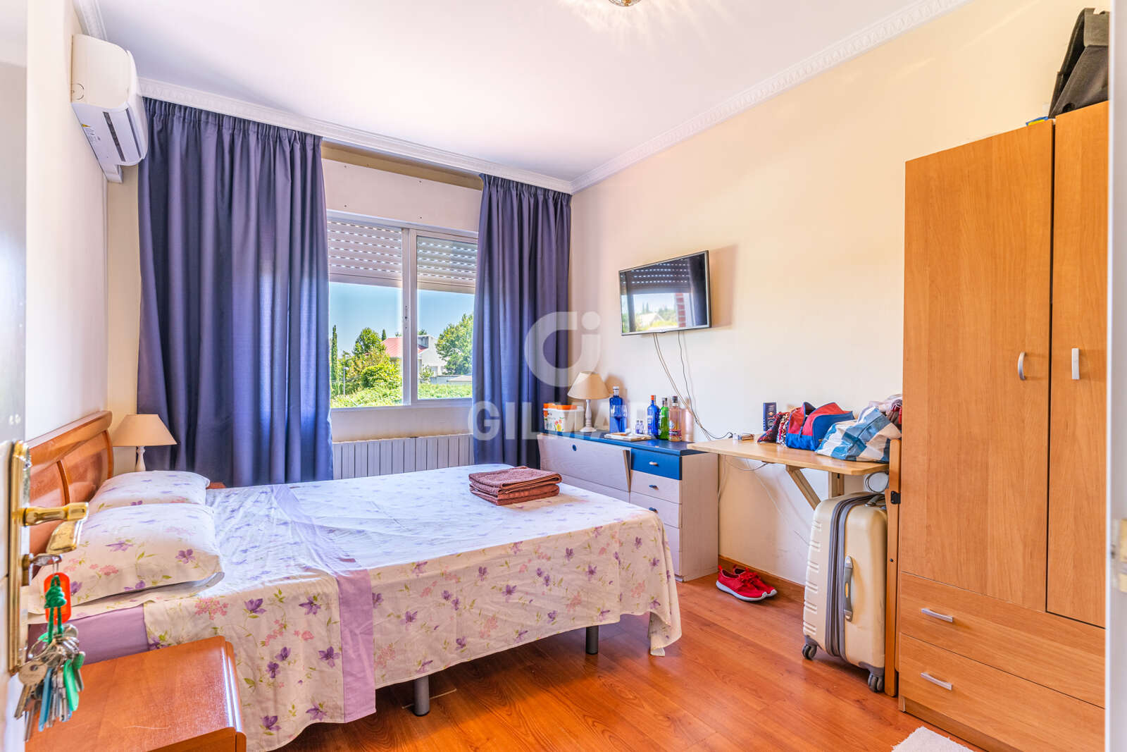 Property slider Gilmar