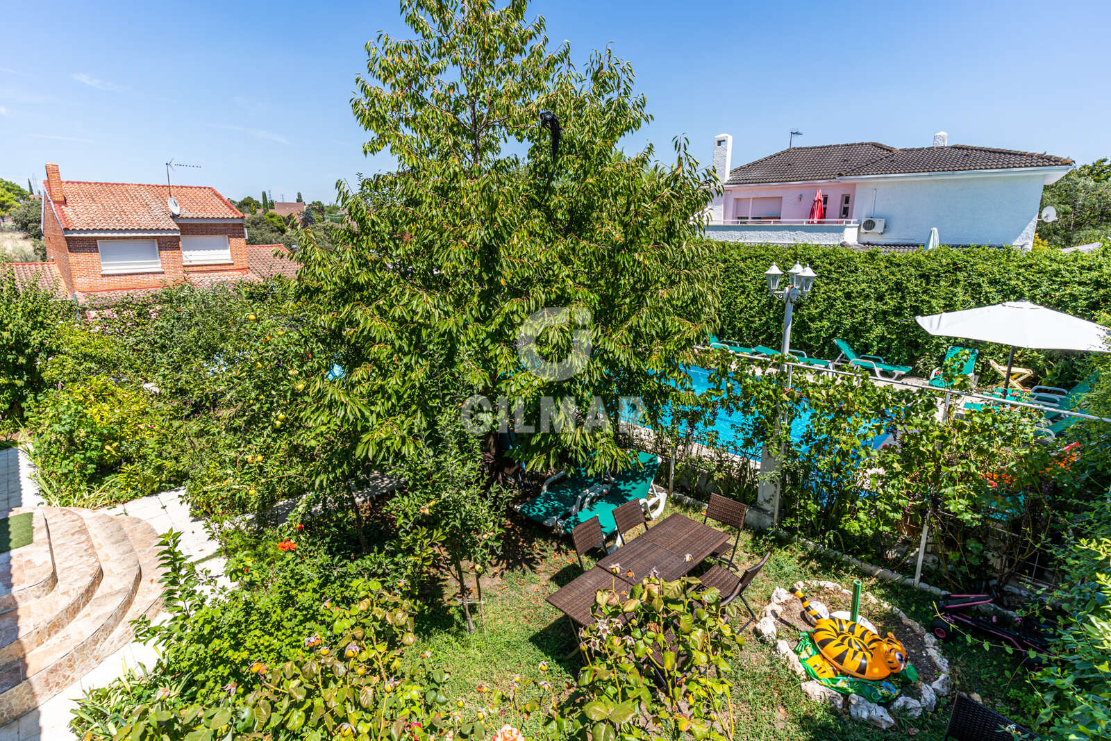 Property slider Gilmar