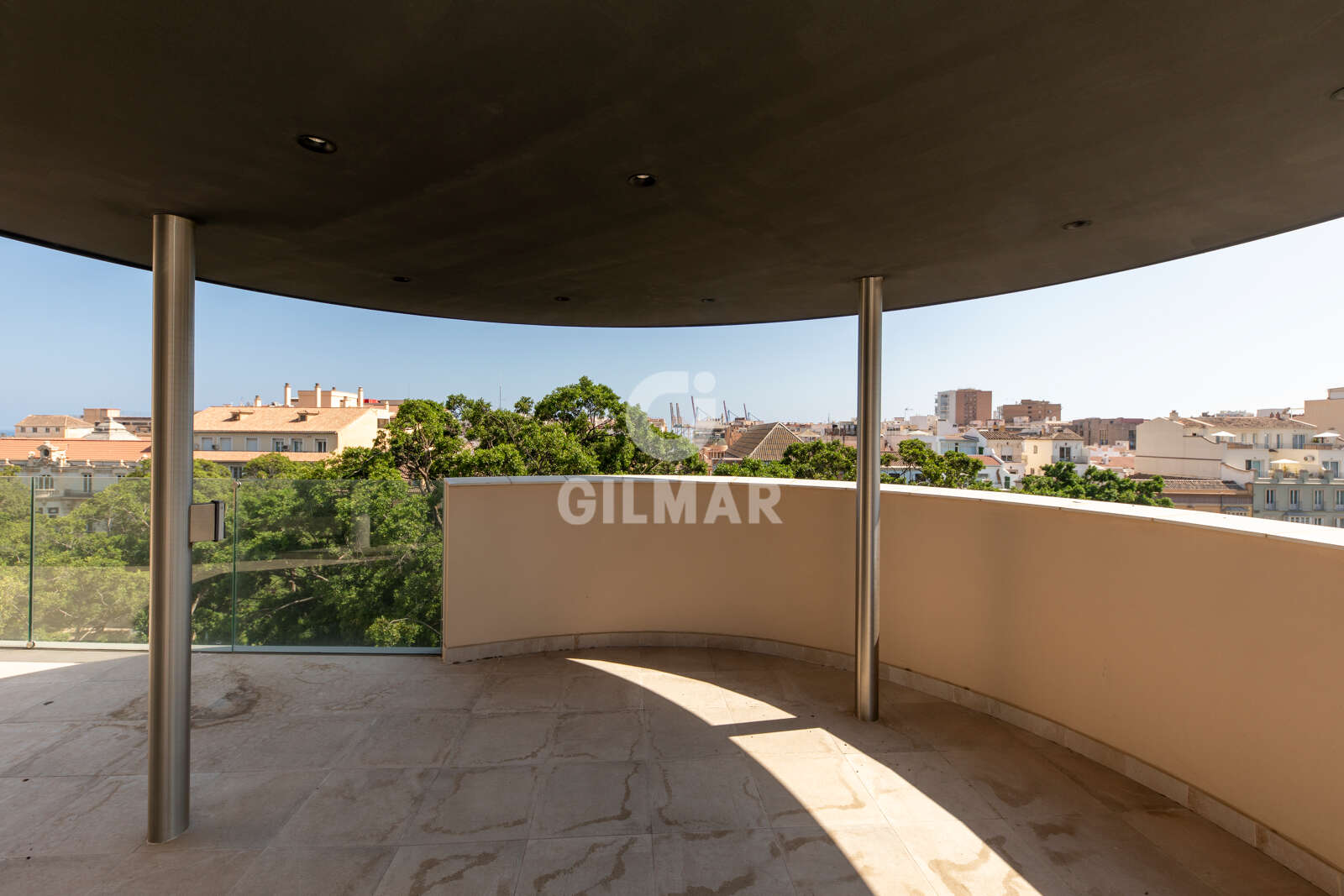 Property slider Gilmar