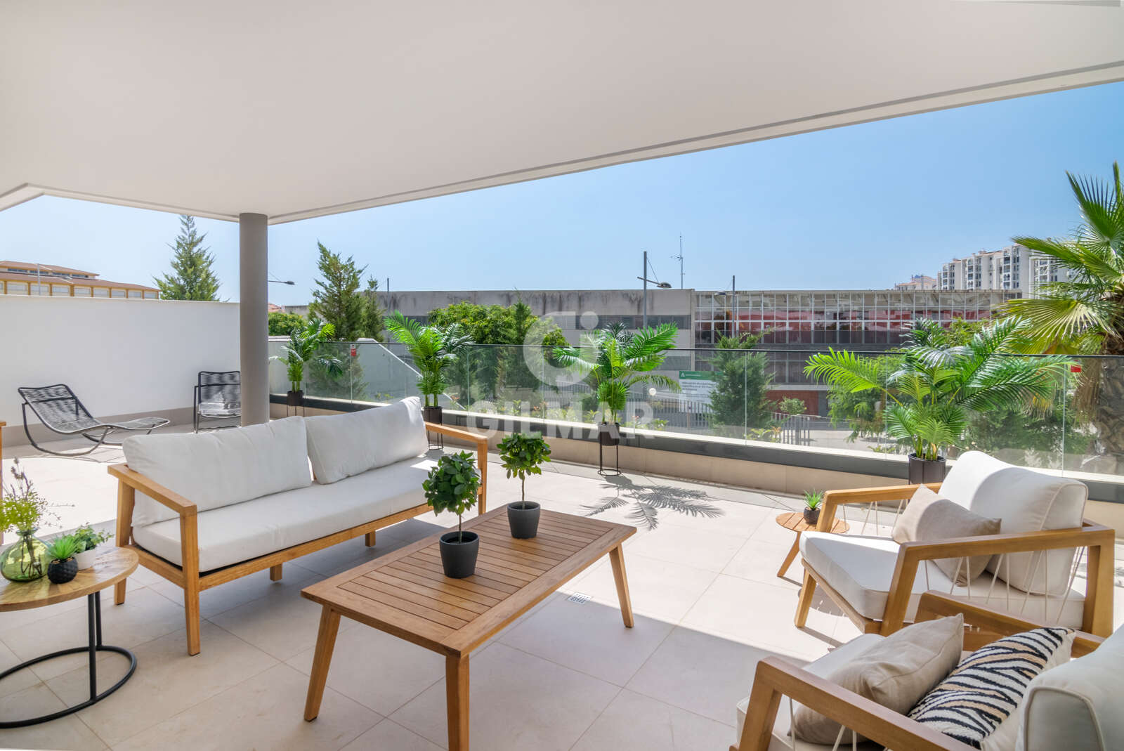 Property slider Gilmar