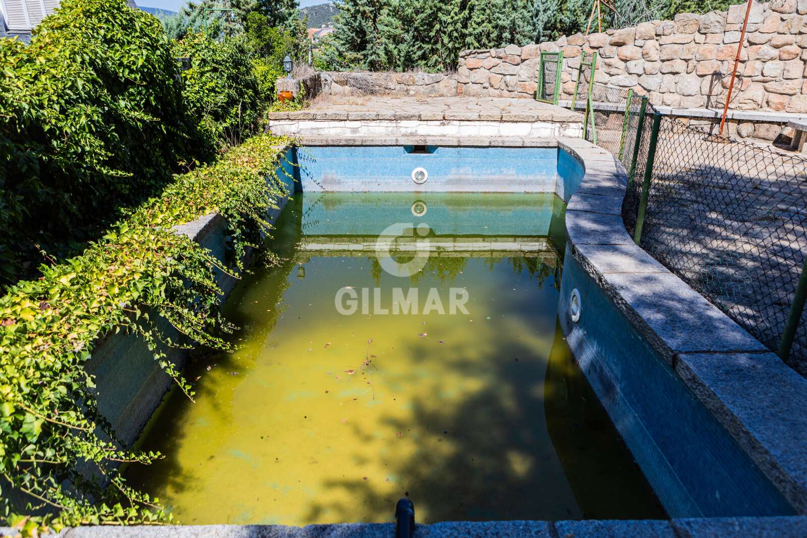 Property slider Gilmar