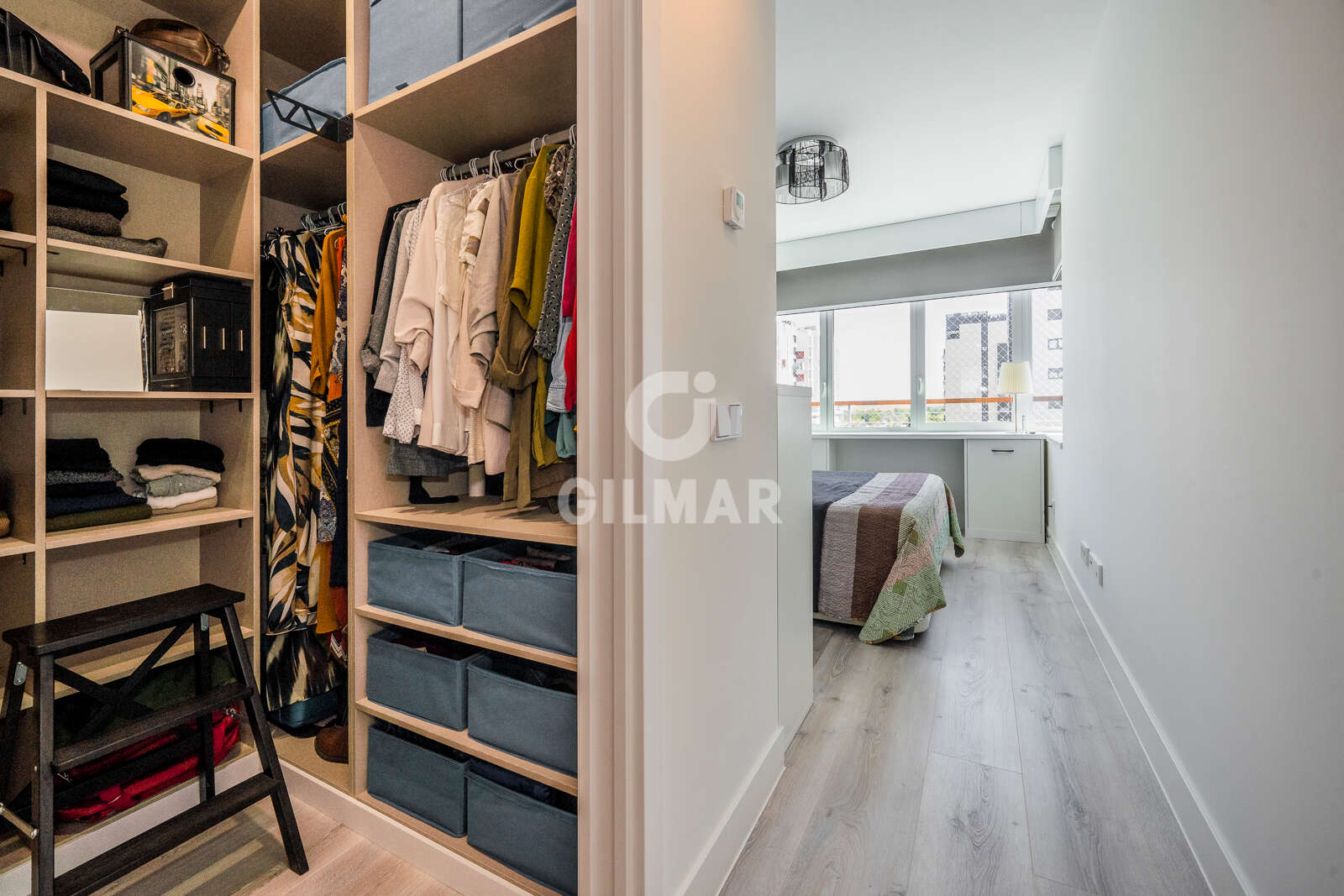 Property slider Gilmar