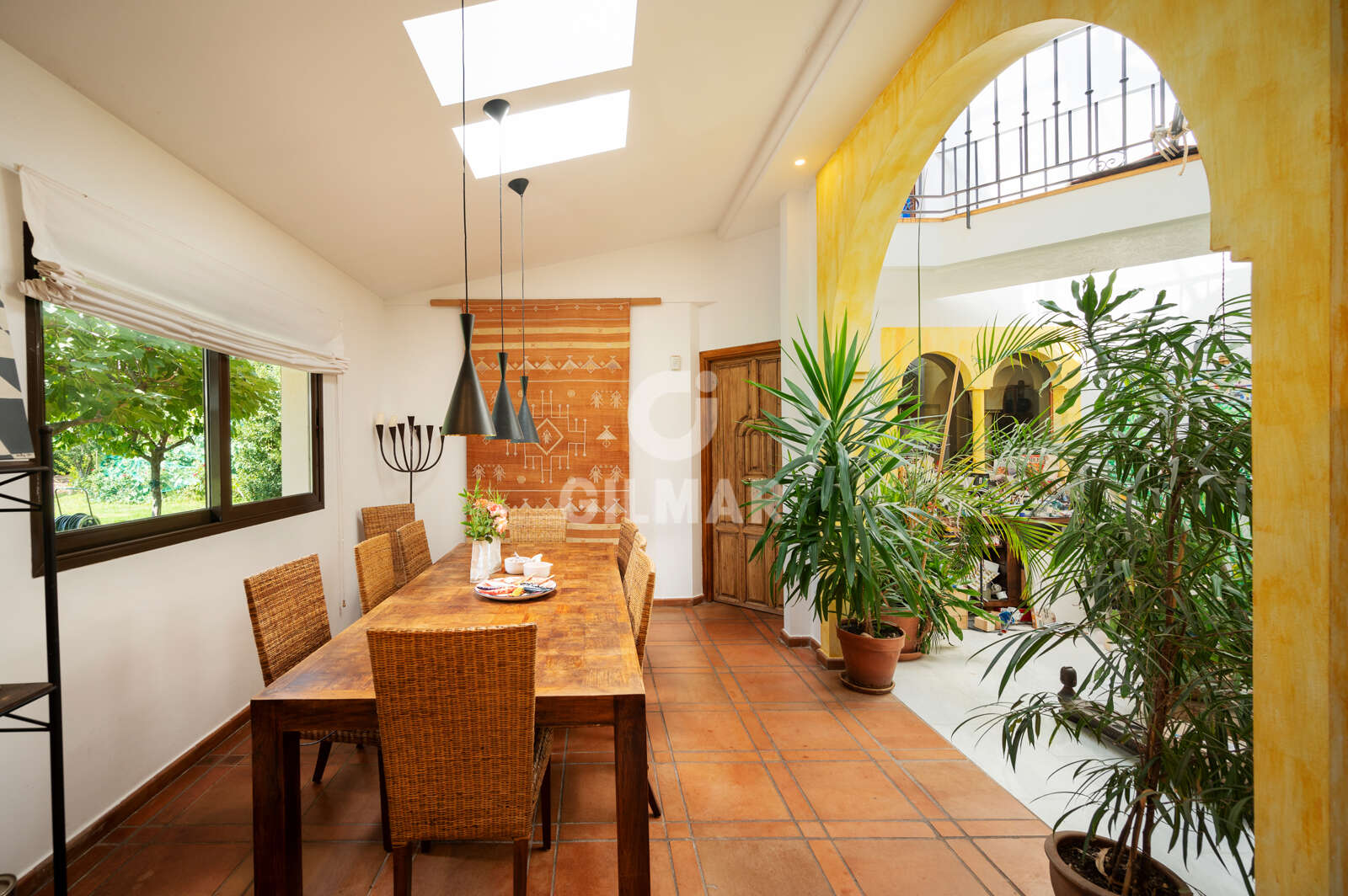 Property slider Gilmar