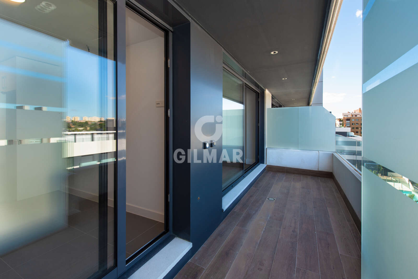 Property slider Gilmar