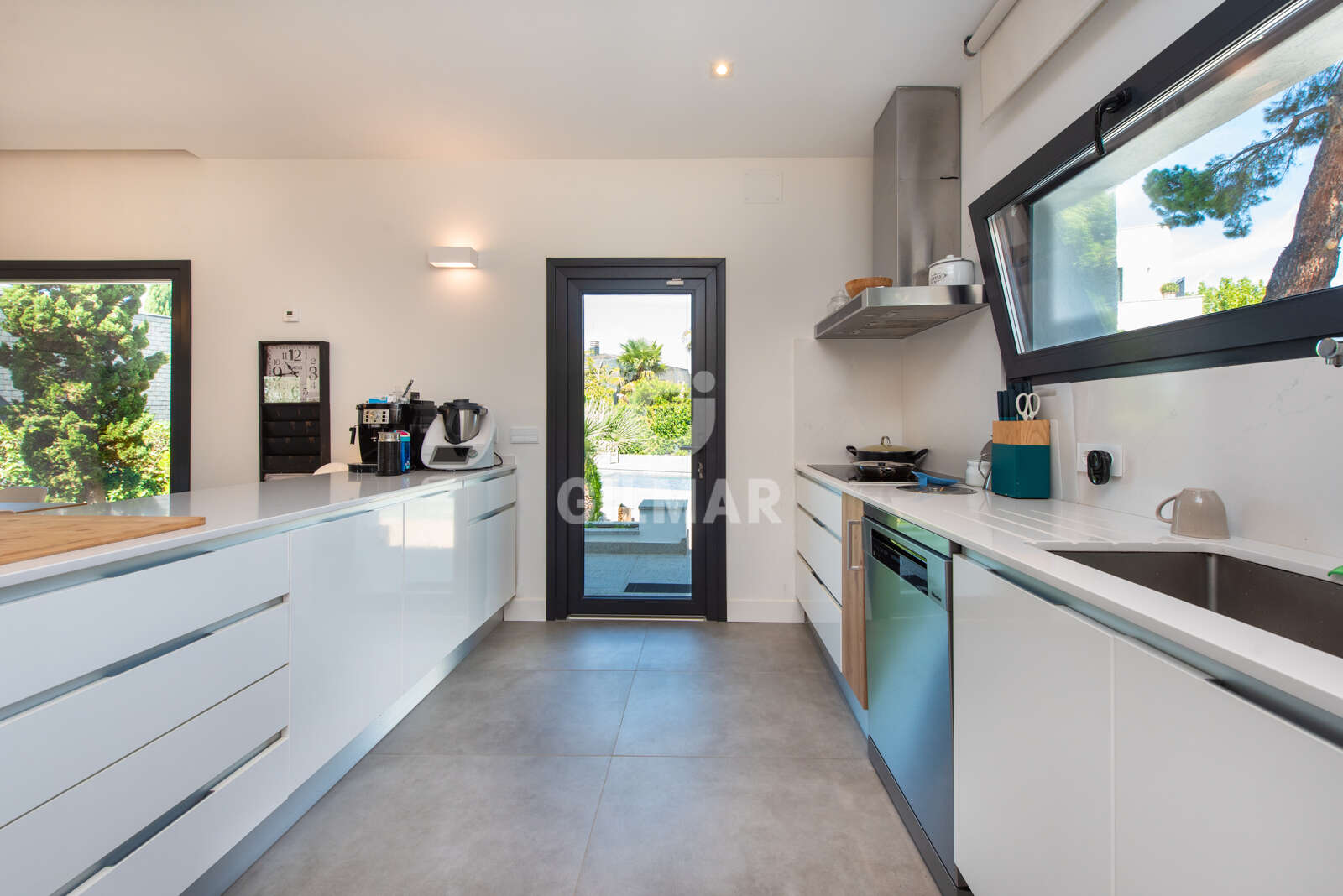 Property slider Gilmar