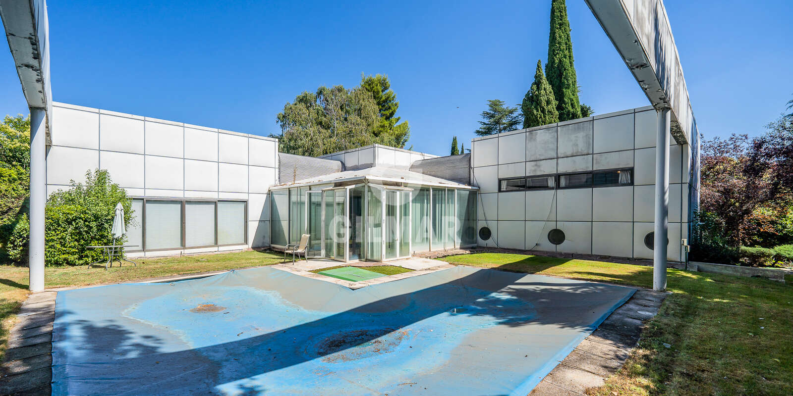 Property slider Gilmar
