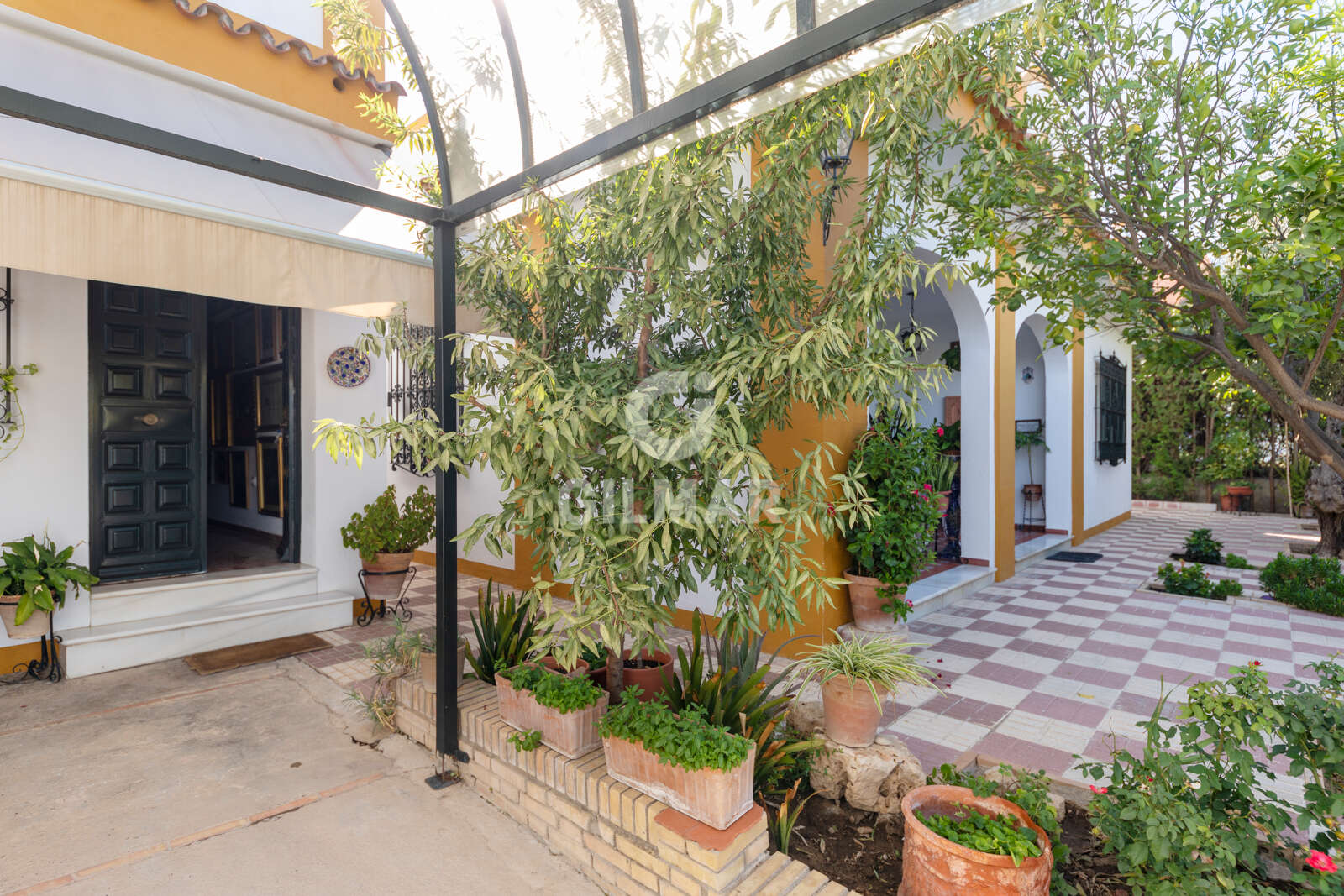 Property slider Gilmar