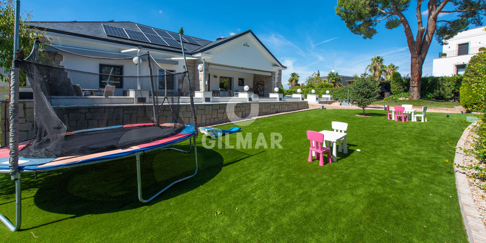 Property slider Gilmar