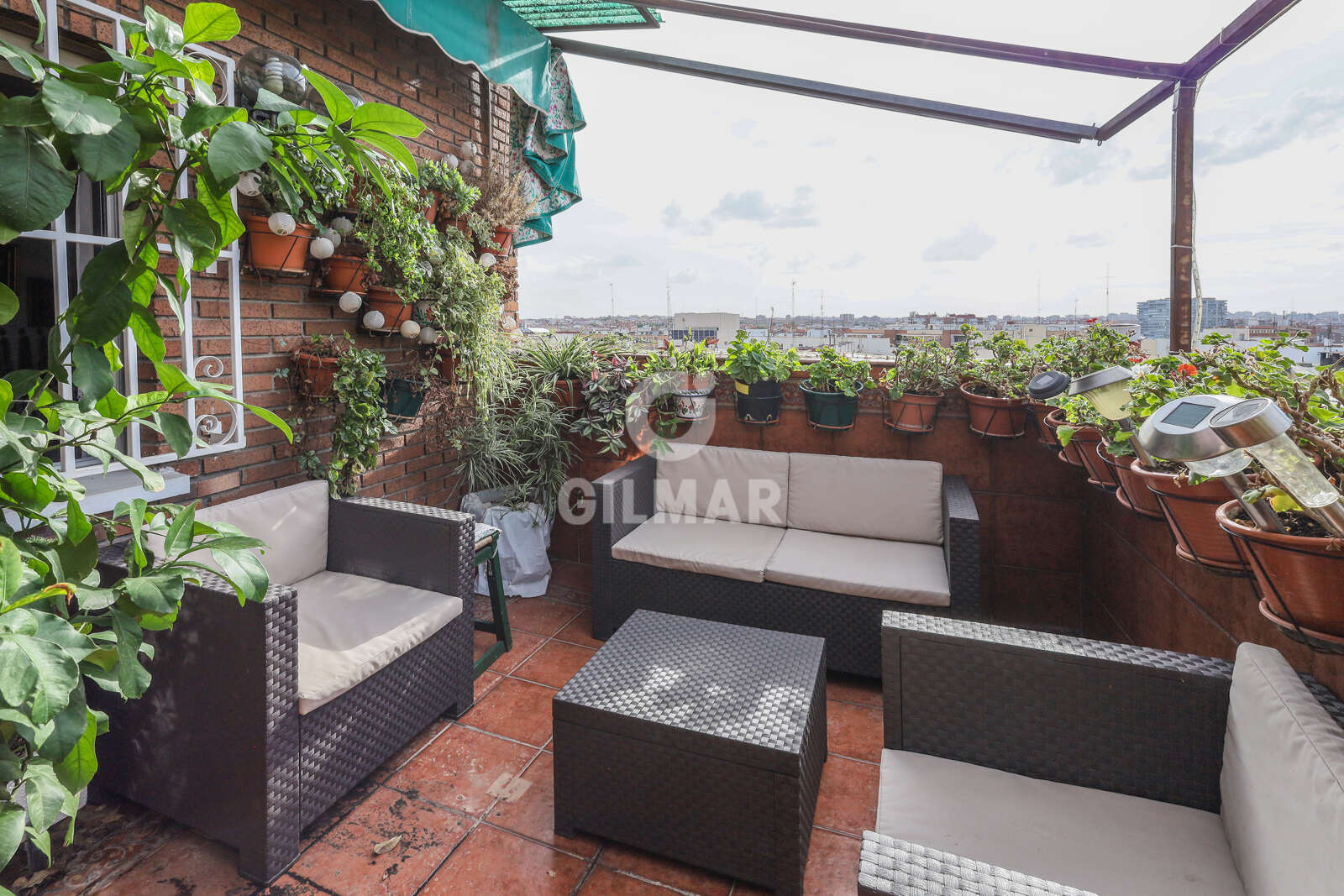 Property slider Gilmar