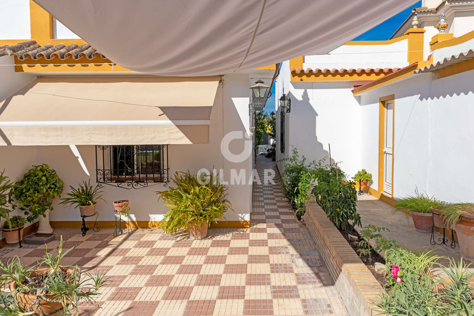 Property slider Gilmar