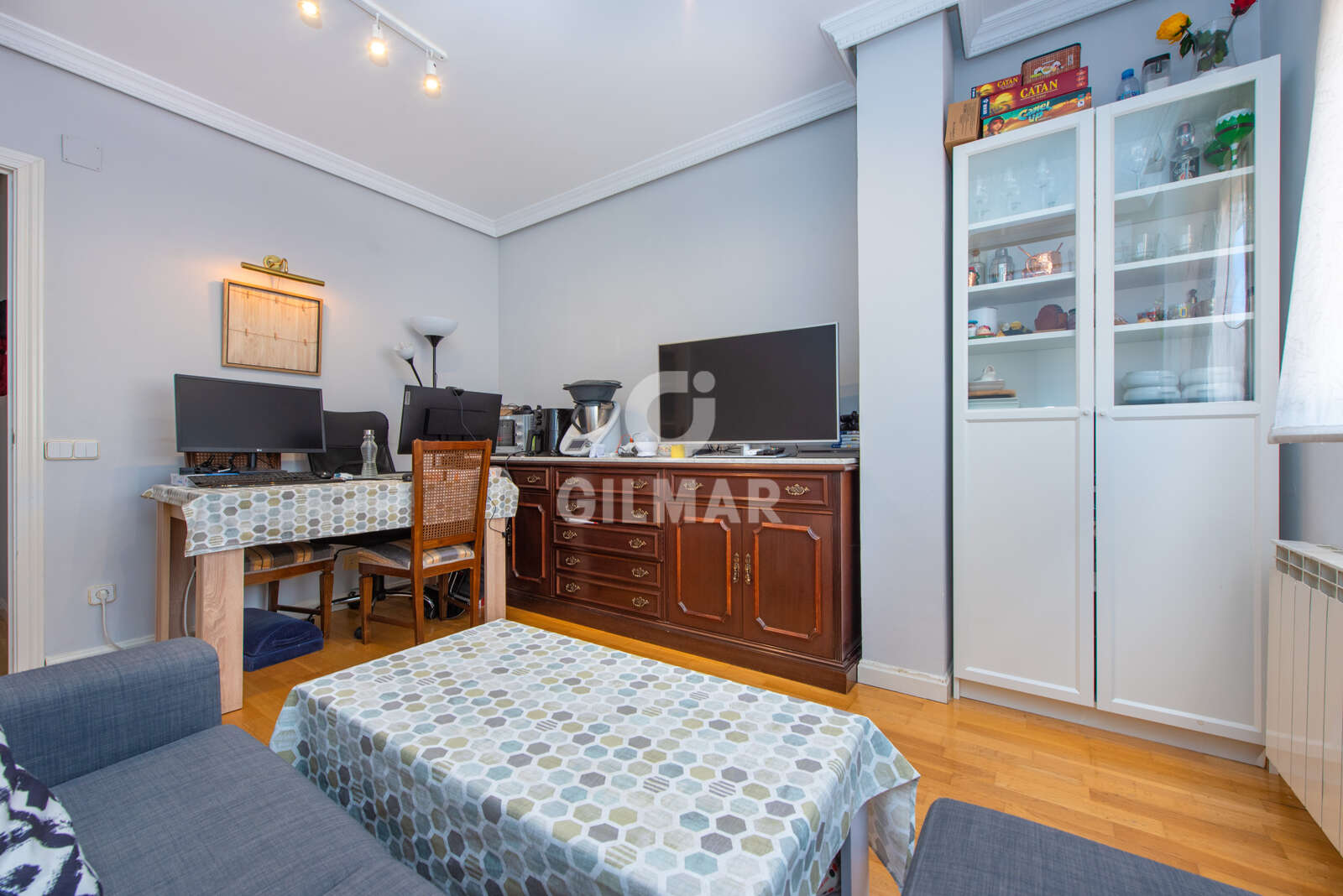 Property slider Gilmar