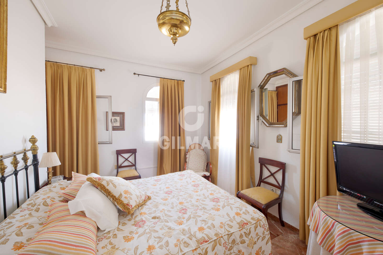 Property slider Gilmar