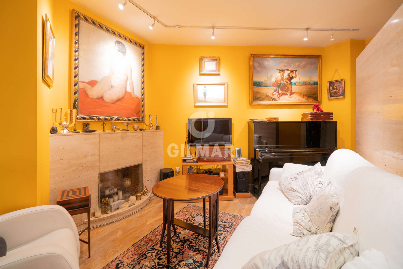 Property slider Gilmar