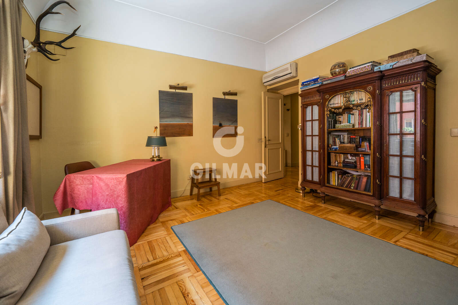 Property slider Gilmar