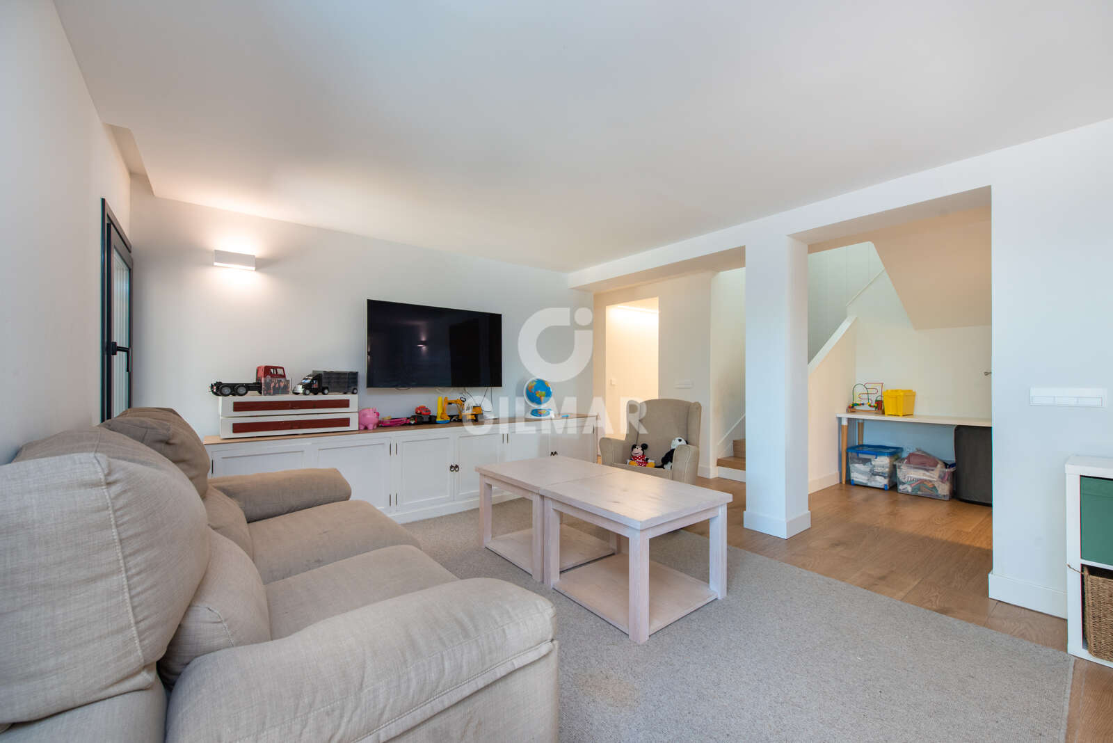 Property slider Gilmar