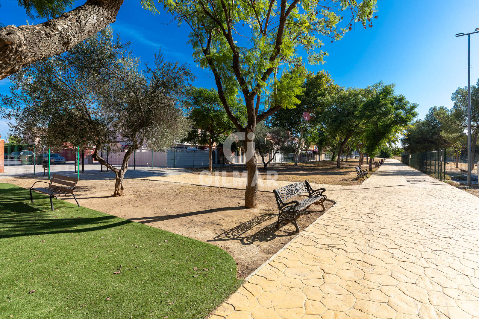 Property slider Gilmar
