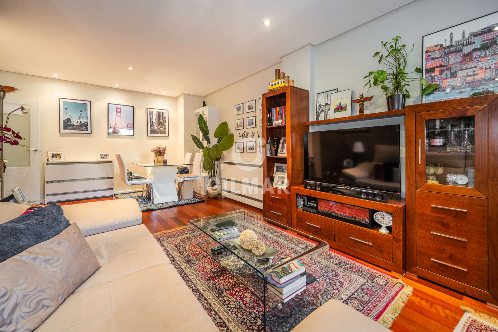 Property slider Gilmar