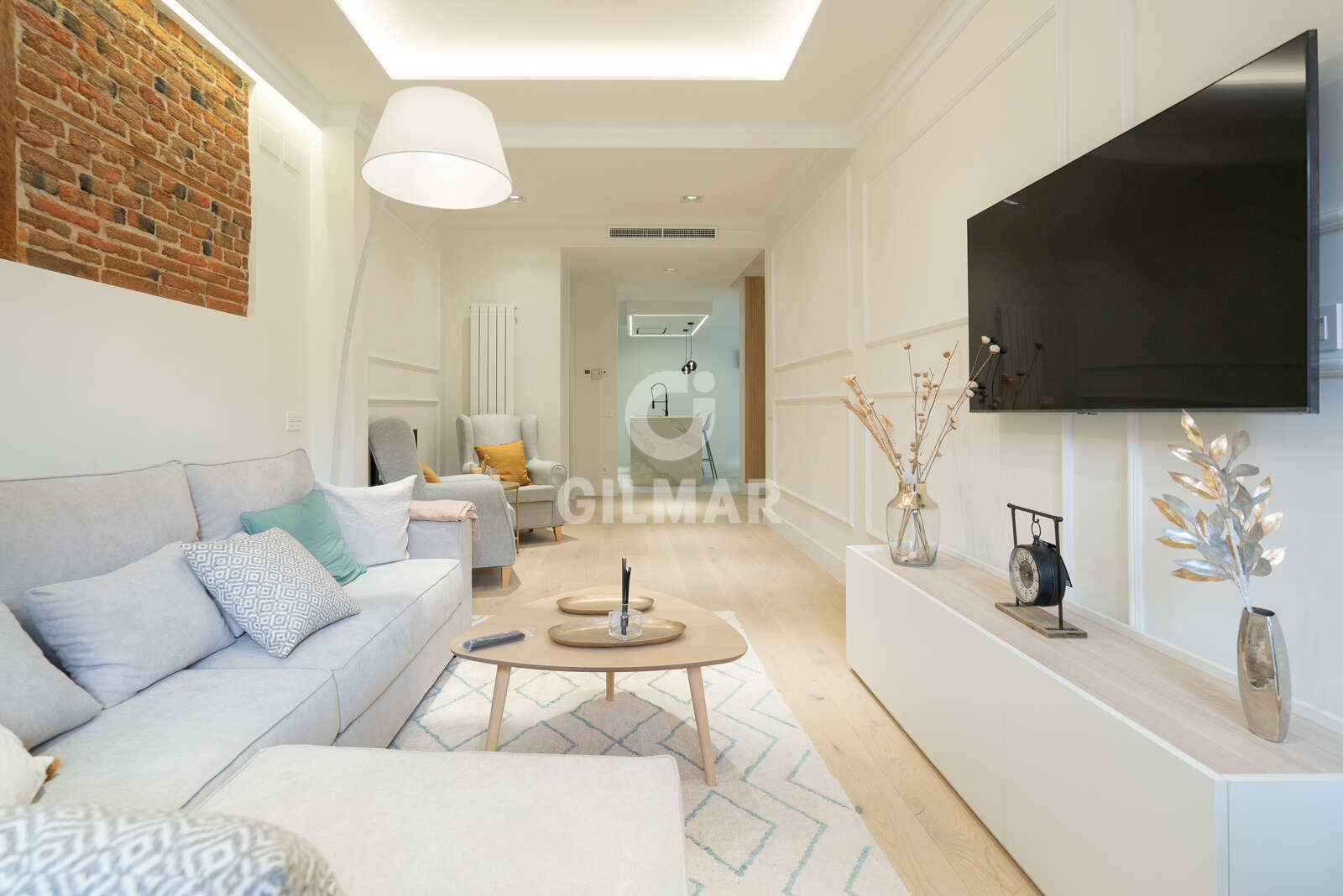 Property slider Gilmar