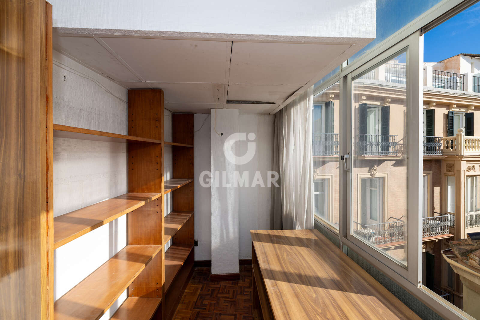 Property slider Gilmar