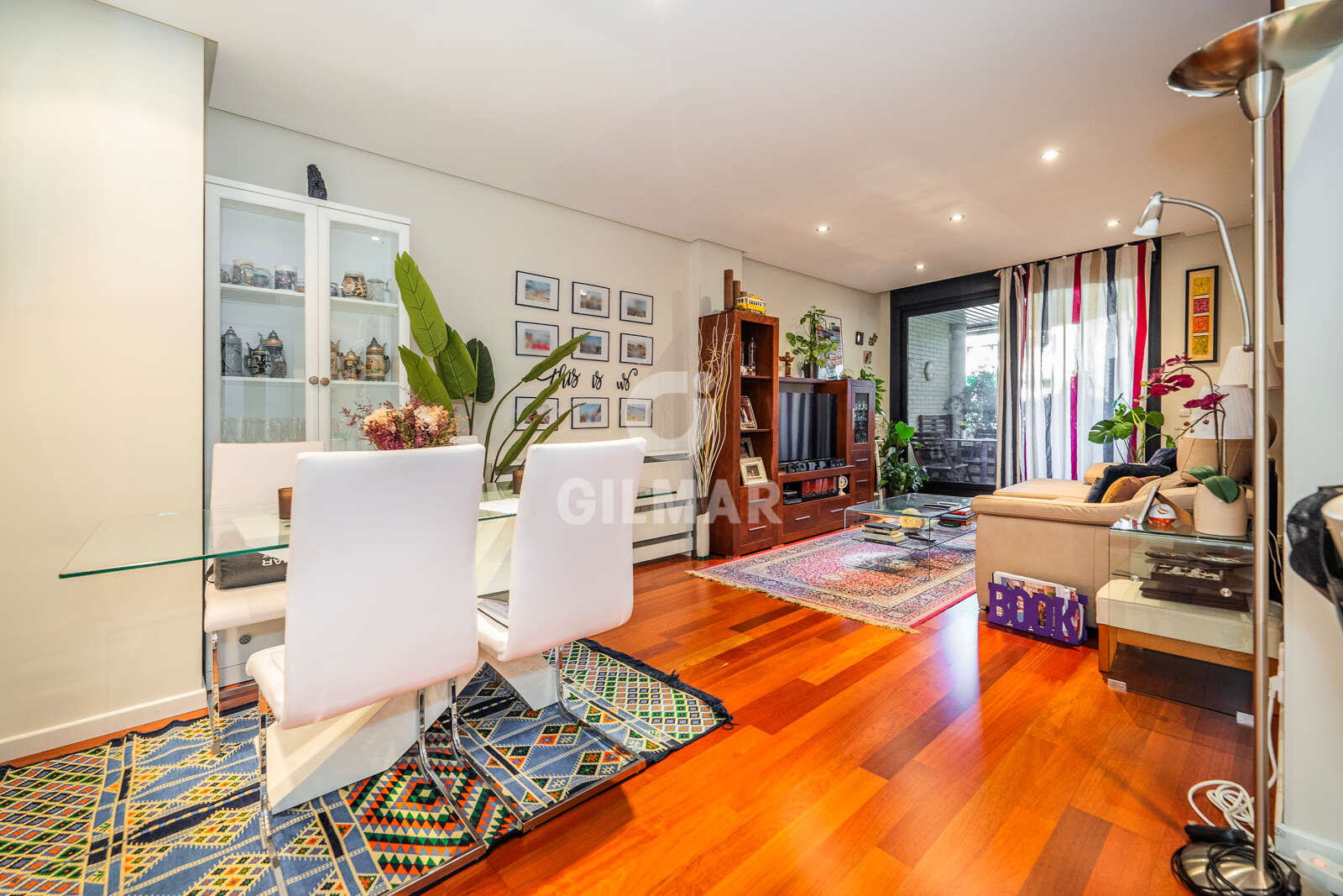 Property slider Gilmar