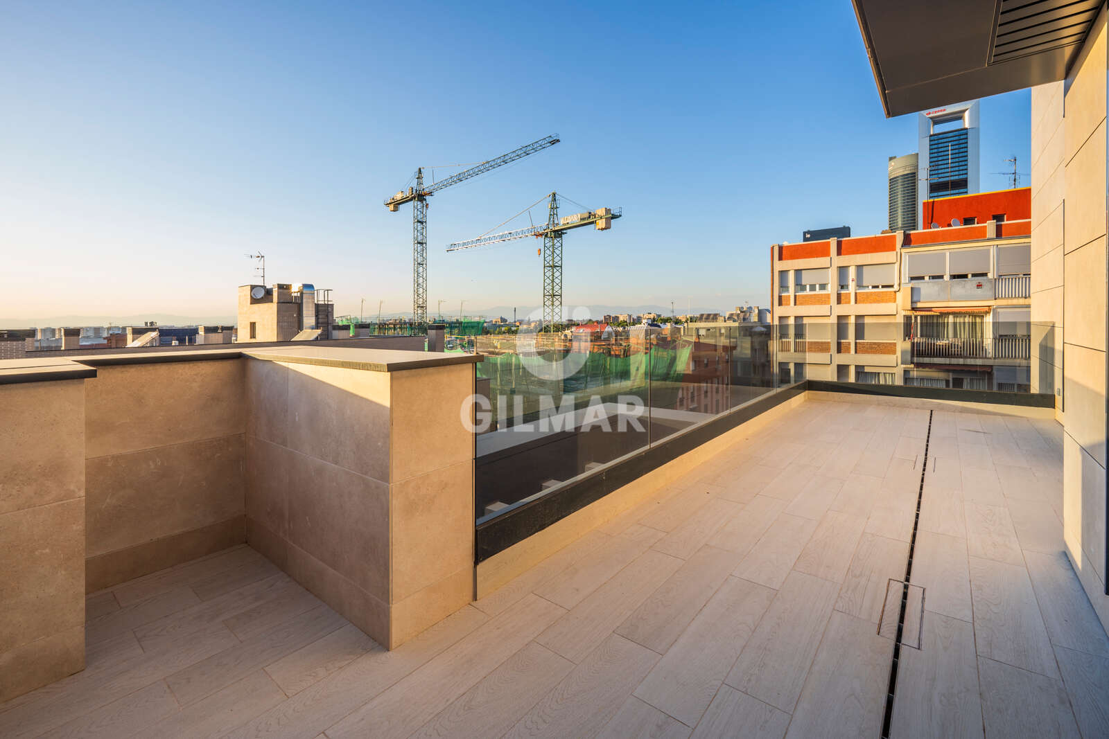 Property slider Gilmar