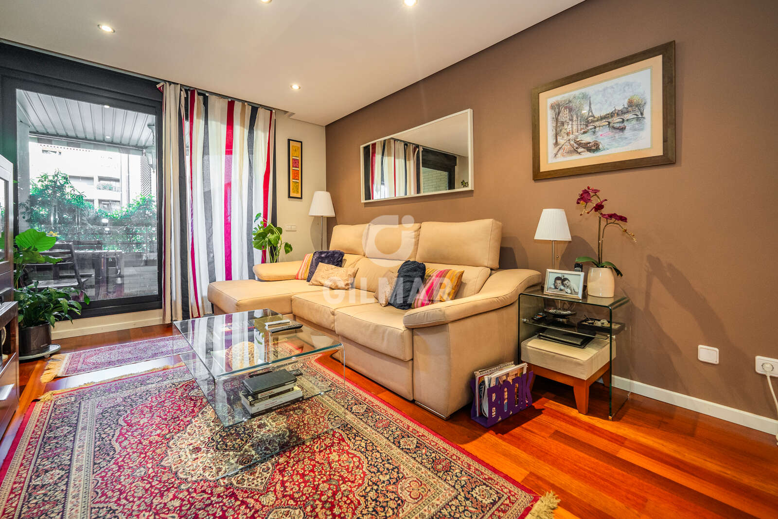 Property slider Gilmar