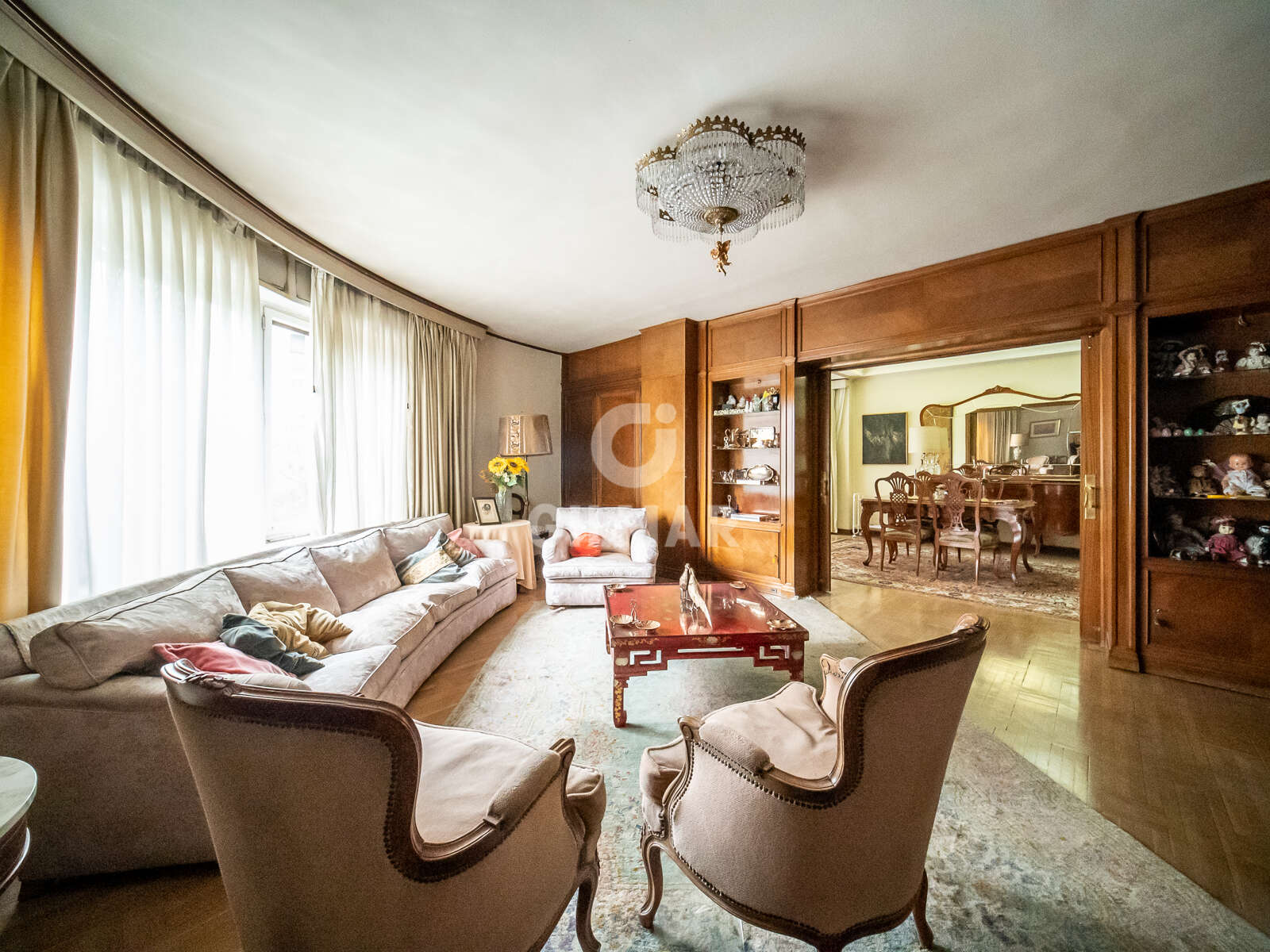 Property slider Gilmar