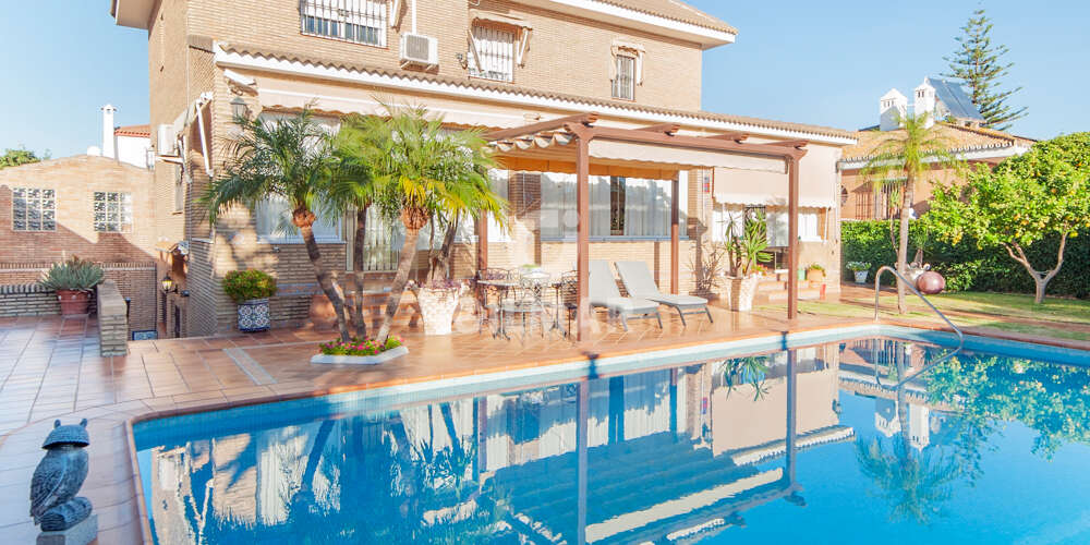 Chalet Independiente en venta en Tomares – Sevilla | Gilmar Consulting
