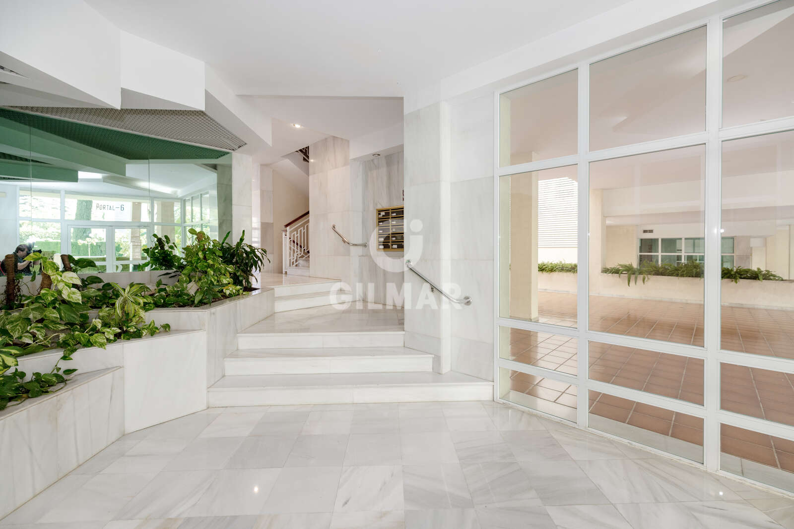 Property slider Gilmar