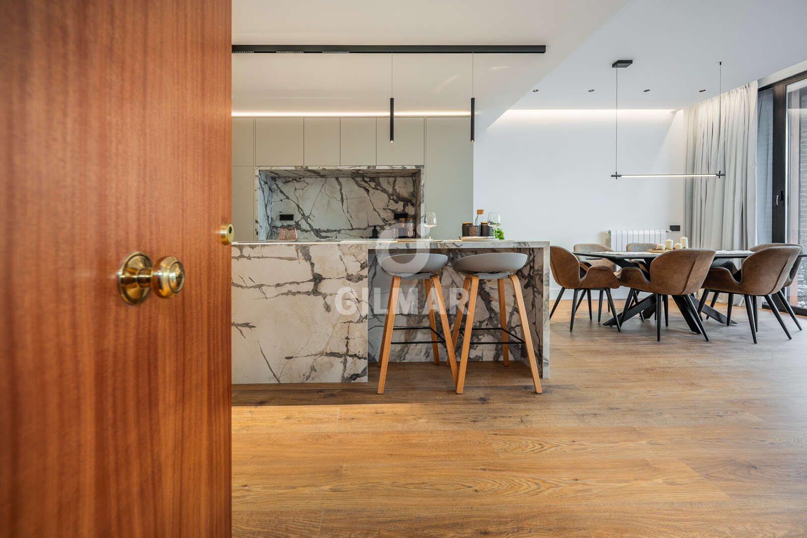 Property slider Gilmar