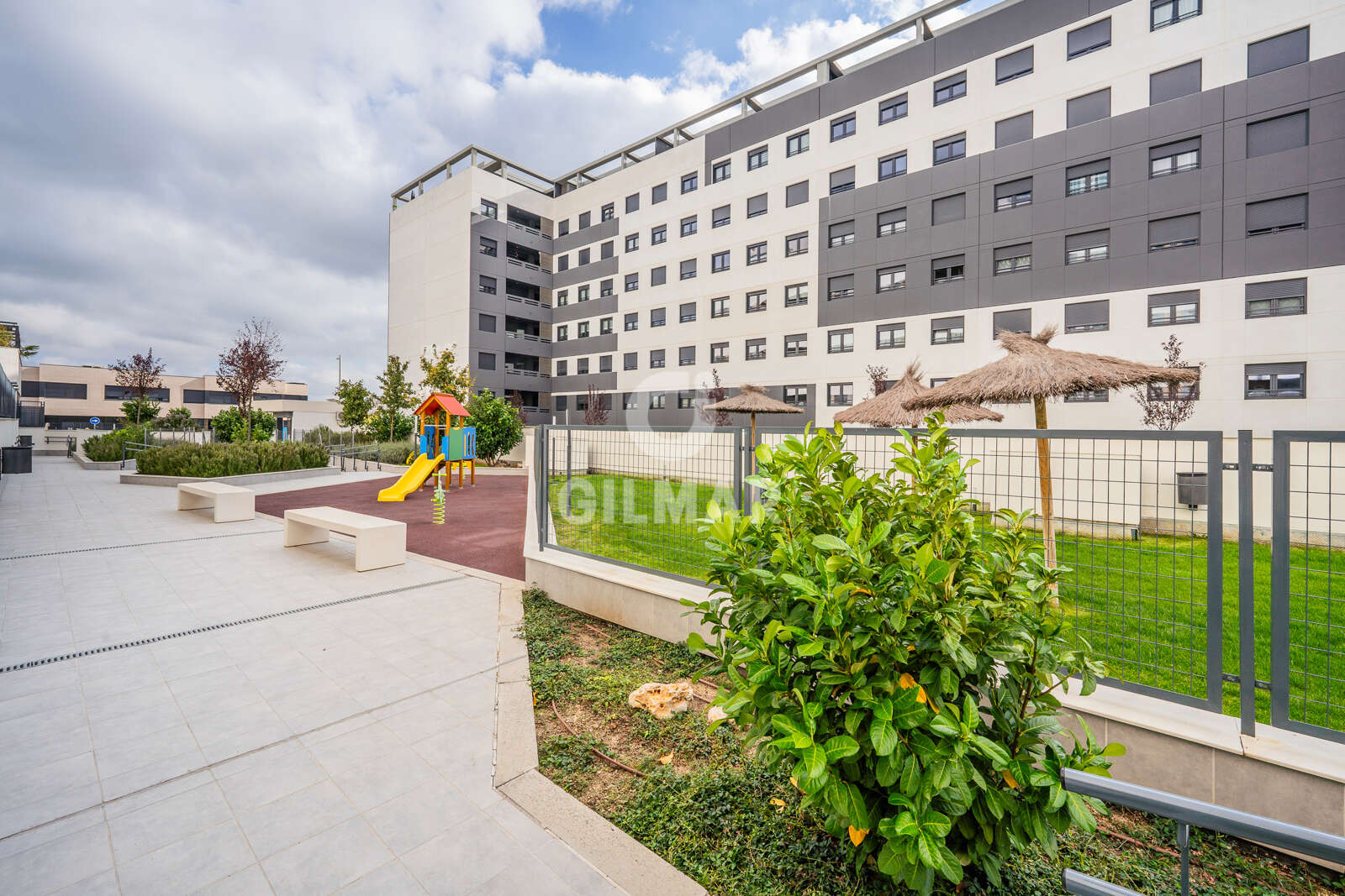 Property slider Gilmar