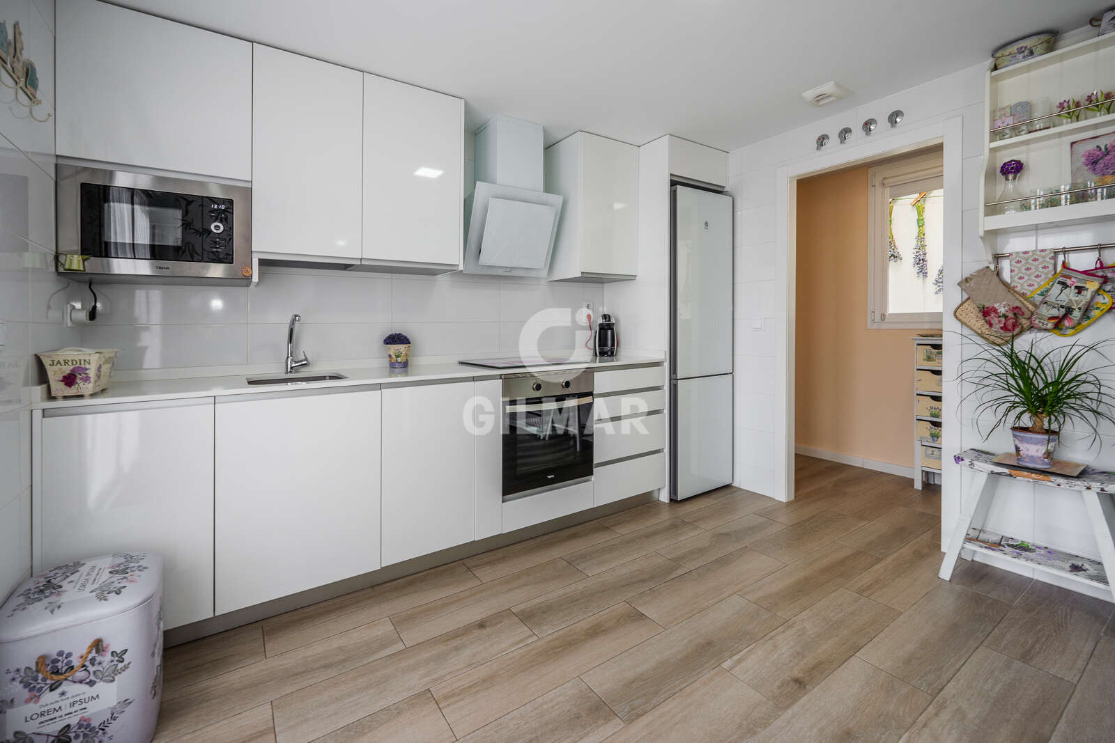 Property slider Gilmar