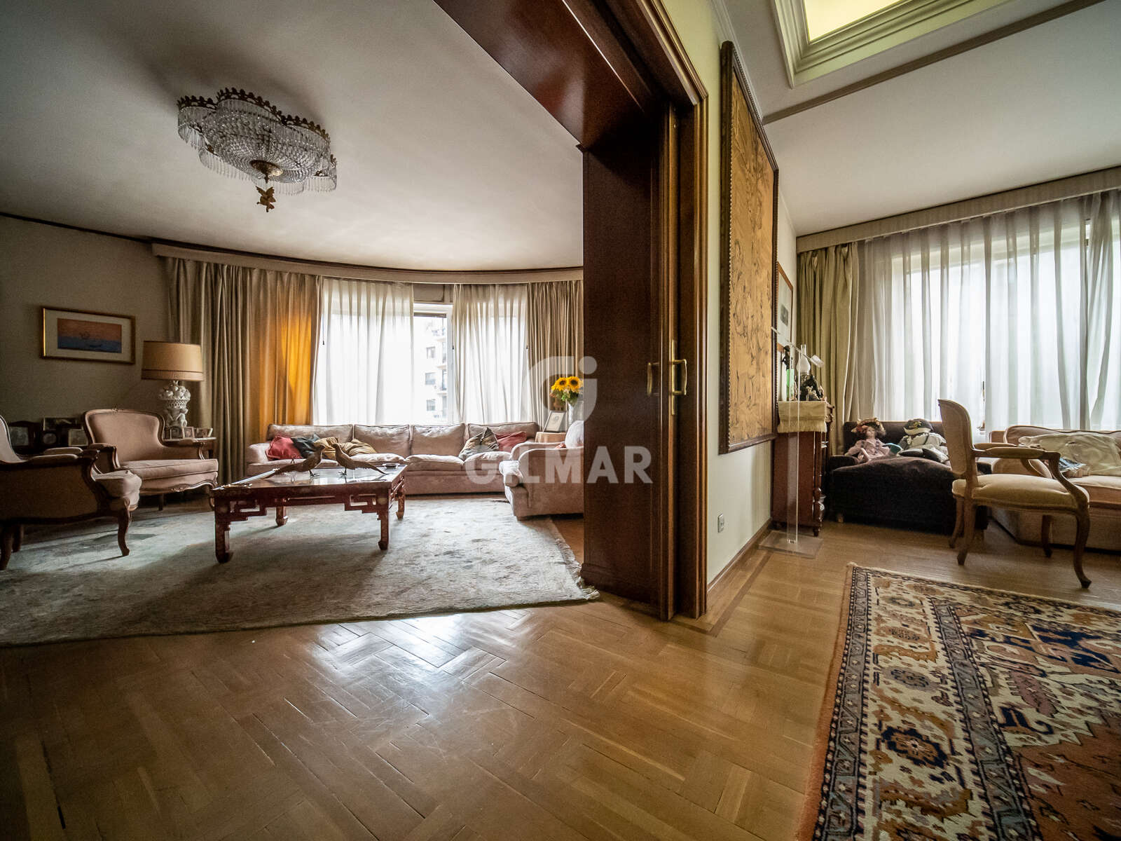 Property slider Gilmar