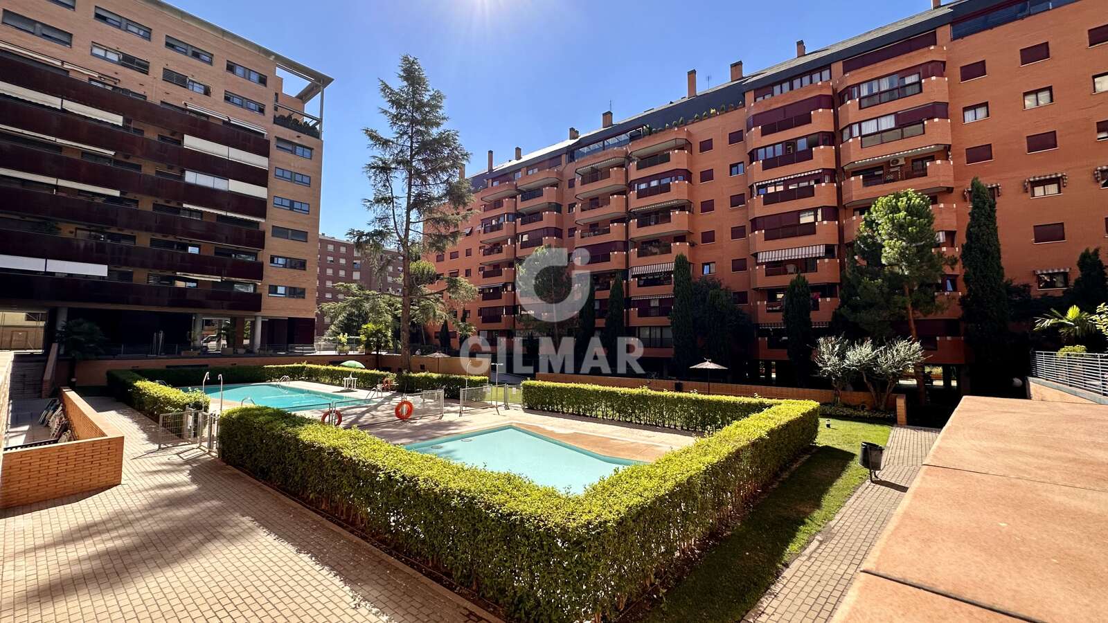 Property slider Gilmar