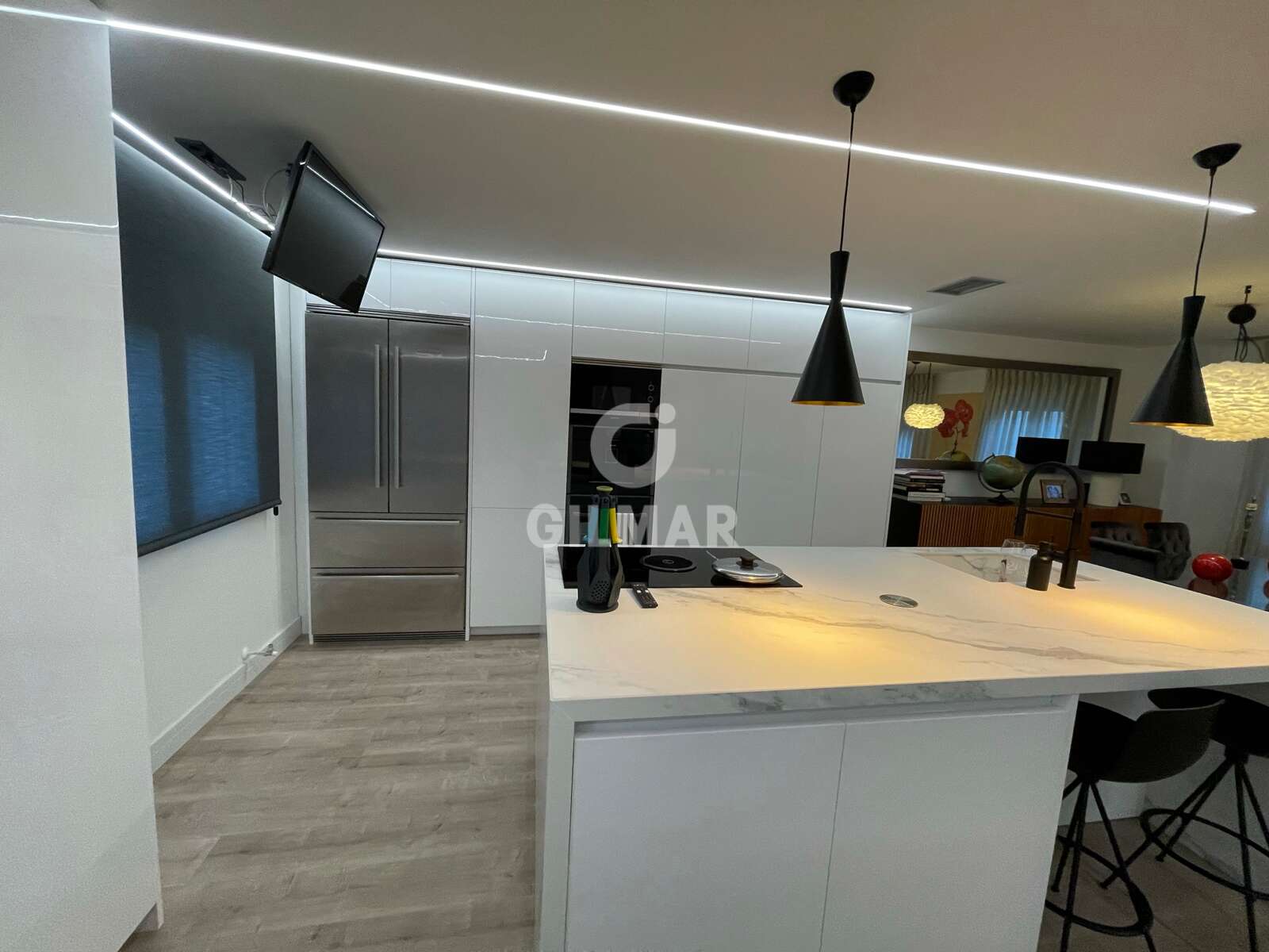 Property slider Gilmar