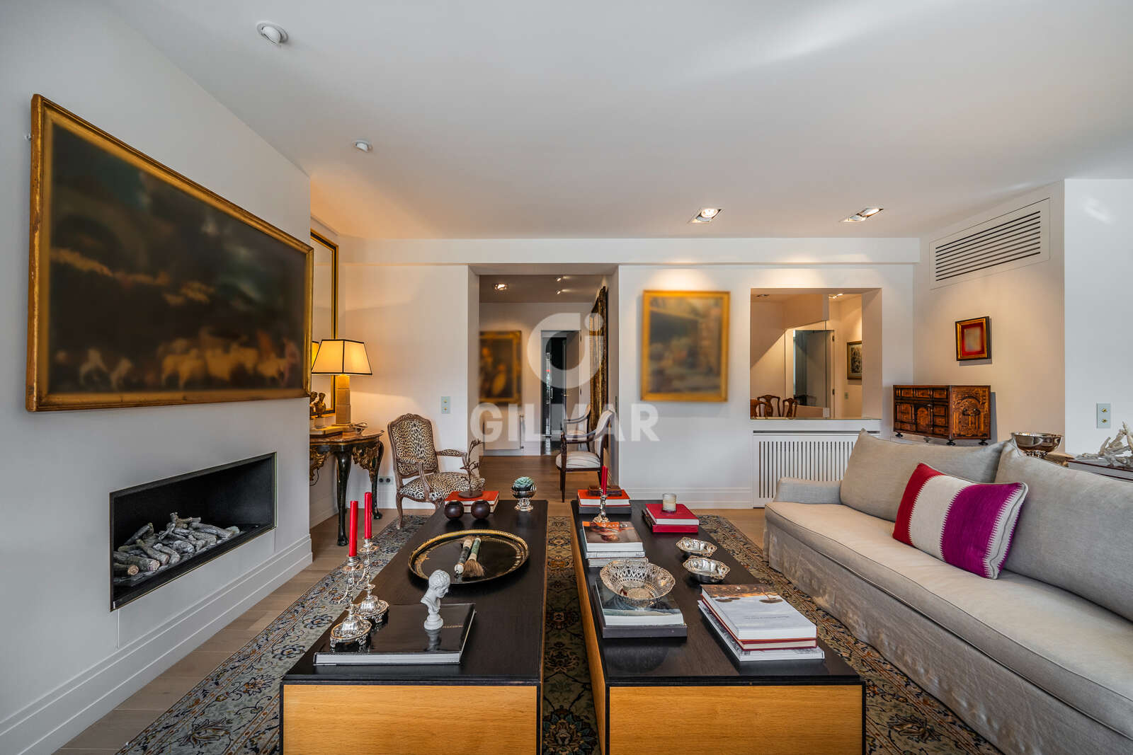 Property slider Gilmar