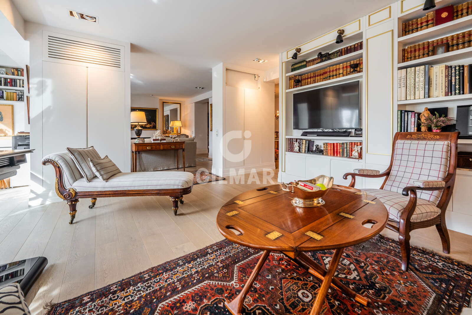 Property slider Gilmar