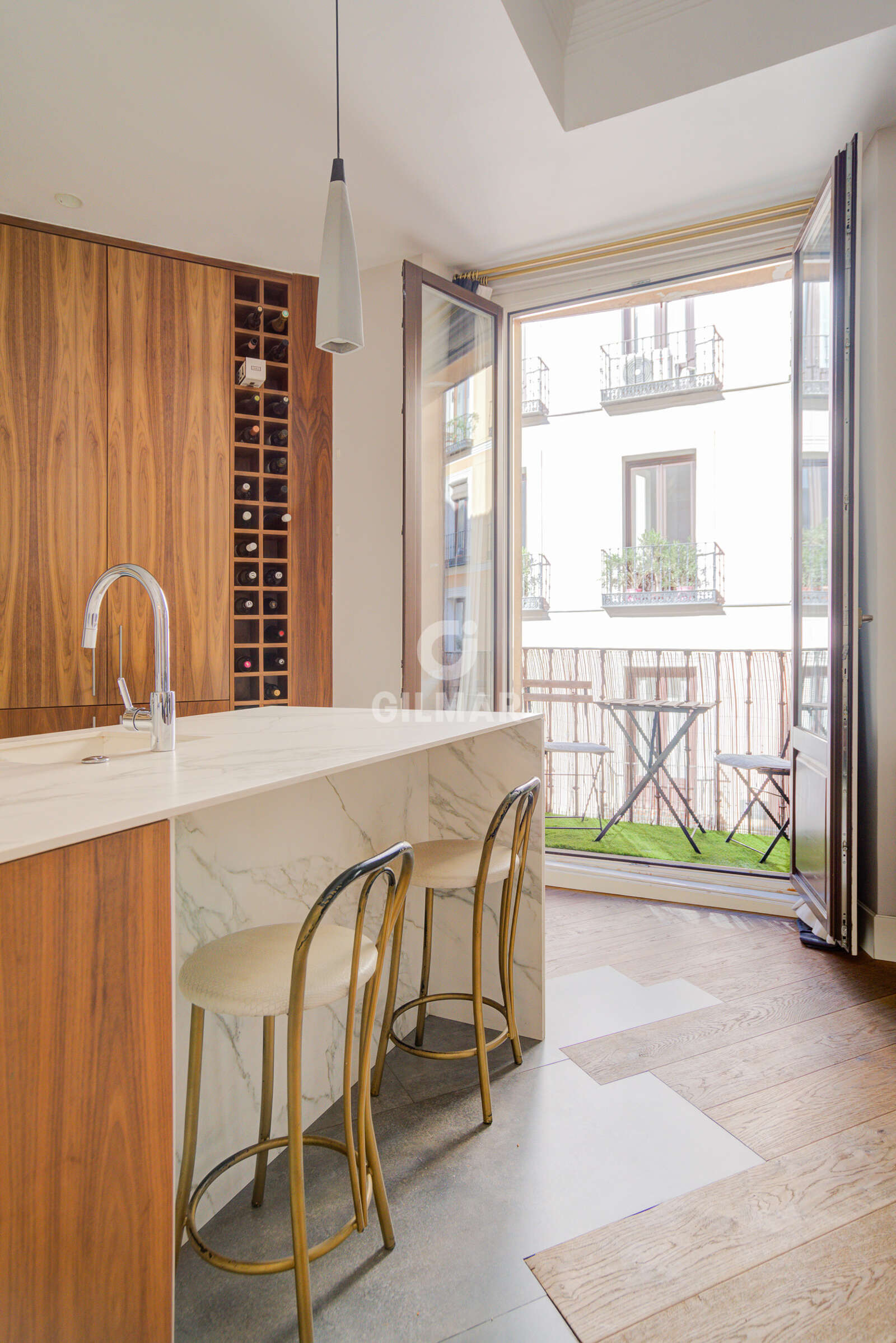 Property slider Gilmar