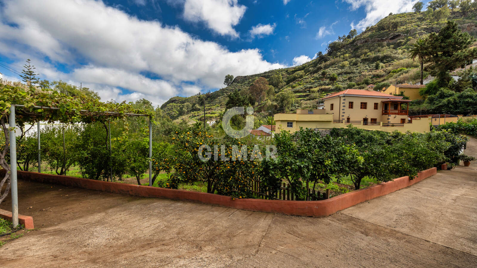 Property slider Gilmar