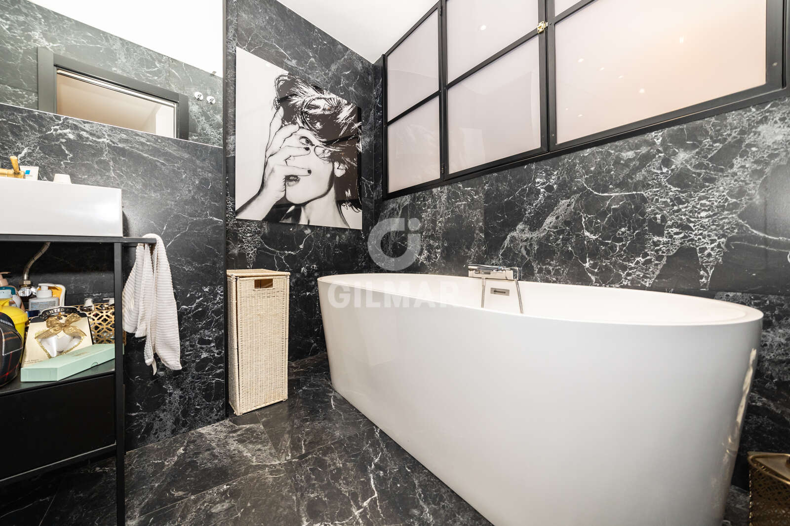Property slider Gilmar